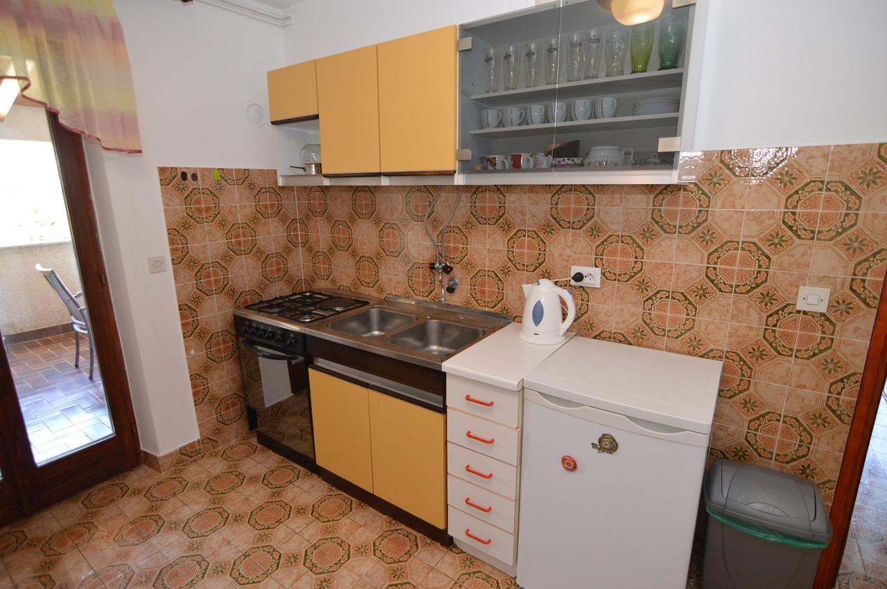 Apartments Mariza Porec Bagian luar foto
